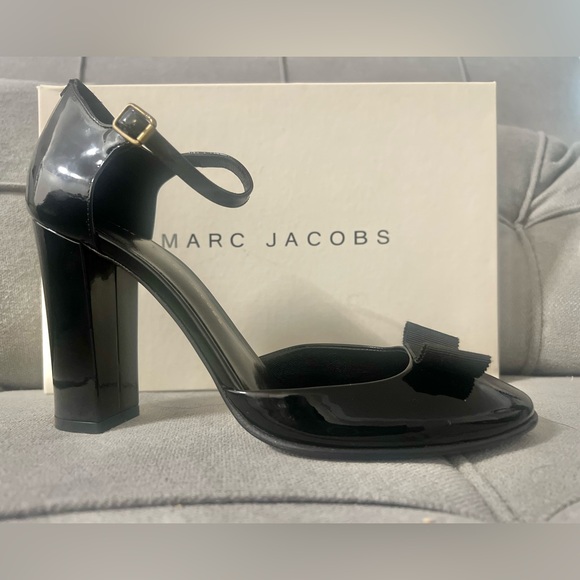MARC BY MARC JACOBS BLACK PATENT LEATHER BOW MARY JANE PUMPS 37.5 ITALY - Picture 2 of 3